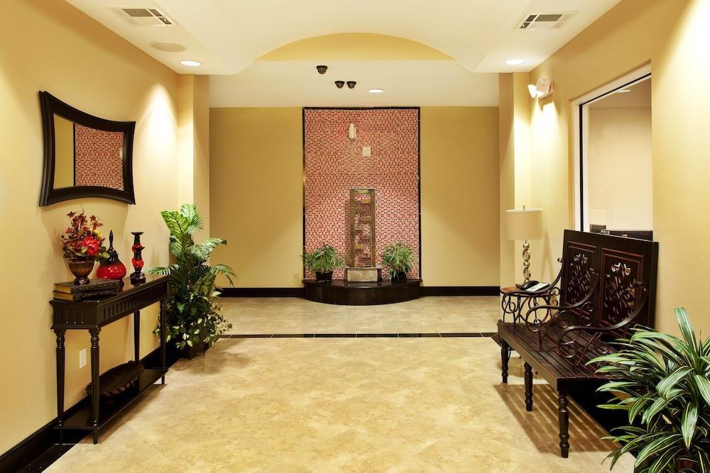 尤尼斯智选假日酒店 Eunice 外观 照片